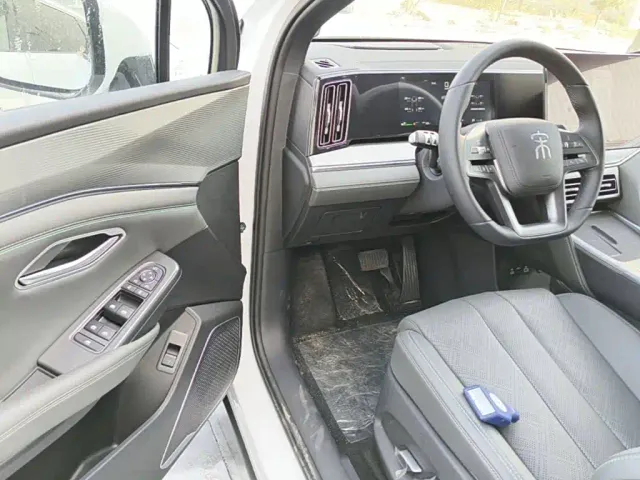 BYD Song L DM-i — Фото автомобиля 15
