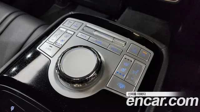 Genesis G80 Бензин 2.5 турбо AWD — Фото автомобиля 19
