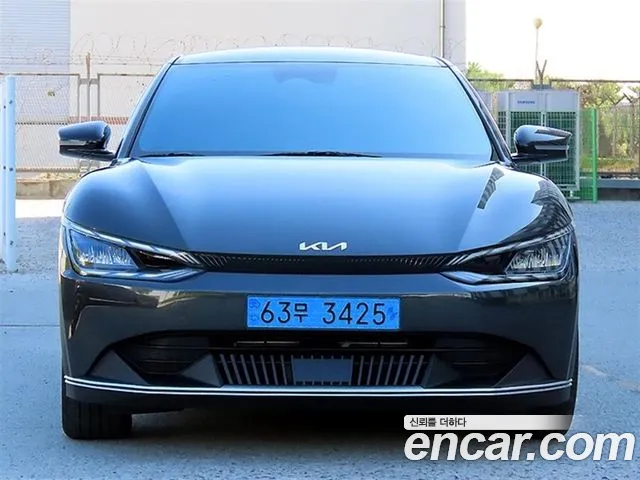 Kia EV6 — Фото автомобиля 3
