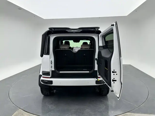 iCAR V23 — Фото автомобиля 21