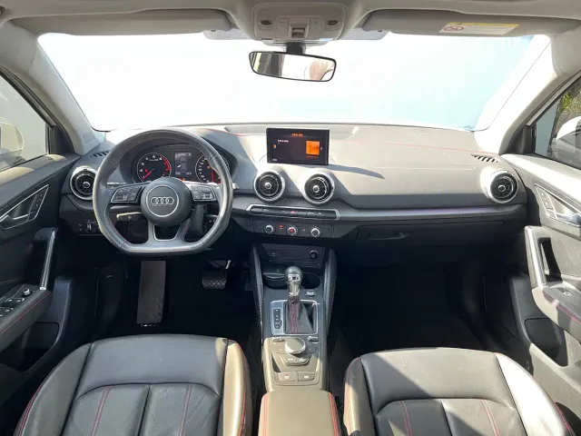 Audi Q2L — Фото автомобиля 6