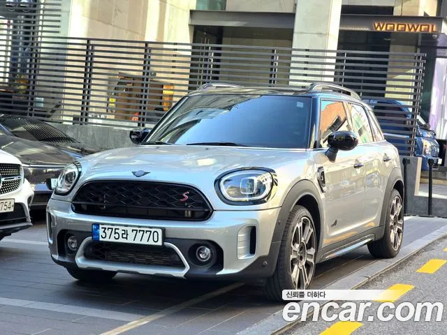 Фотография автомобиля — MINI Countryman