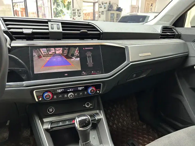Audi Q3 — Фото автомобиля 18