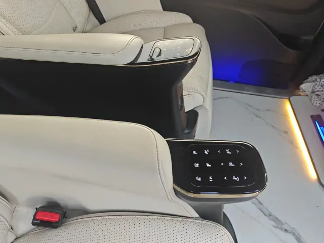GAC Trumpchi E9 — Фото автомобиля 13