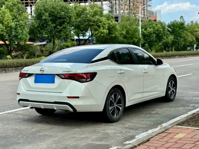 Nissan Sylphy — Фото автомобиля 8