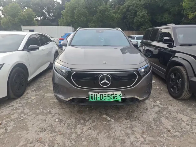 Mercedes-Benz EQA — Фото автомобиля 2