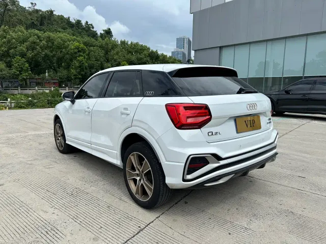 Audi Q2L — Фото автомобиля 7