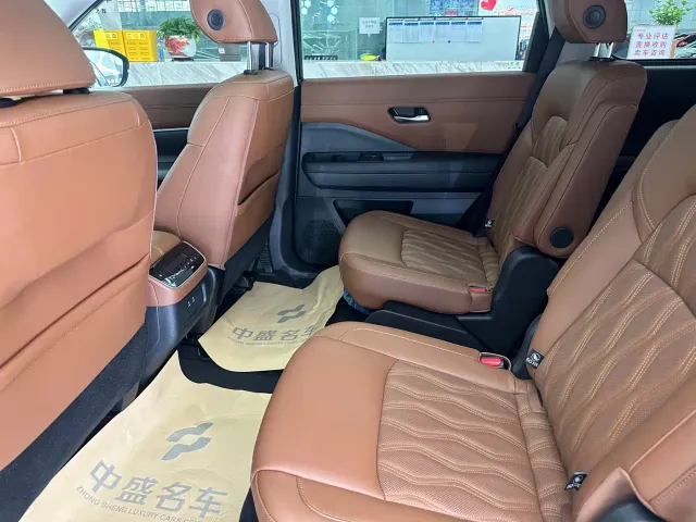 Nissan Terra — Фото автомобиля 13