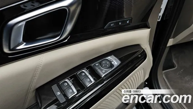 Kia Canival Carnival 4 поколение 7 мест Hi-Limousine — Фото автомобиля 17