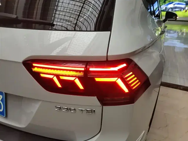 Volkswagen Tiguan L — Фото автомобиля 7