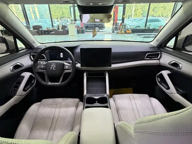 BYD Yuan UP — Фото автомобиля 16