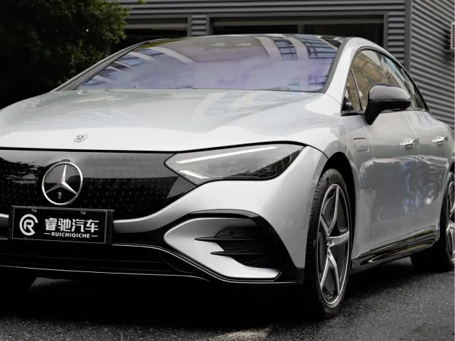 Mercedes-Benz EQE — Фото автомобиля 7