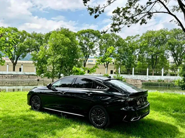 Chery Arrizo 8 — Фото автомобиля 5