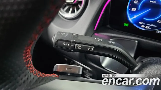 Mercedes-Benz EQB — Фото автомобиля 26