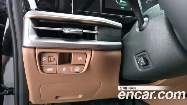 Hyundai Grandeur GN7 — Фото автомобиля 16