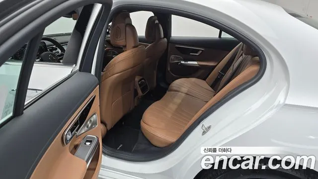Mercedes-Benz E-Class W214 — Фото автомобиля 11