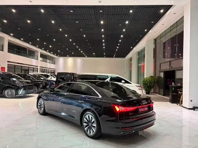 Audi A6L — Фото автомобиля 23