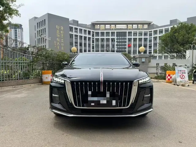 Hongqi H5 — Фото автомобиля 2