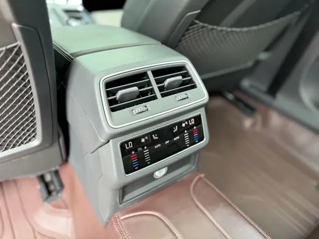 Audi A6L — Фото автомобиля 20
