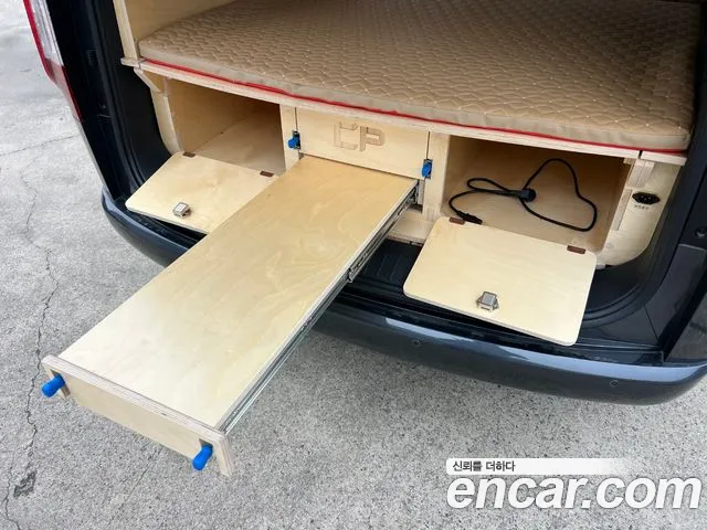 Hyundai Staria — Фото автомобиля 10