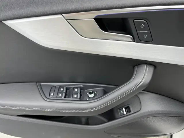 Audi A4L — Фото автомобиля 12