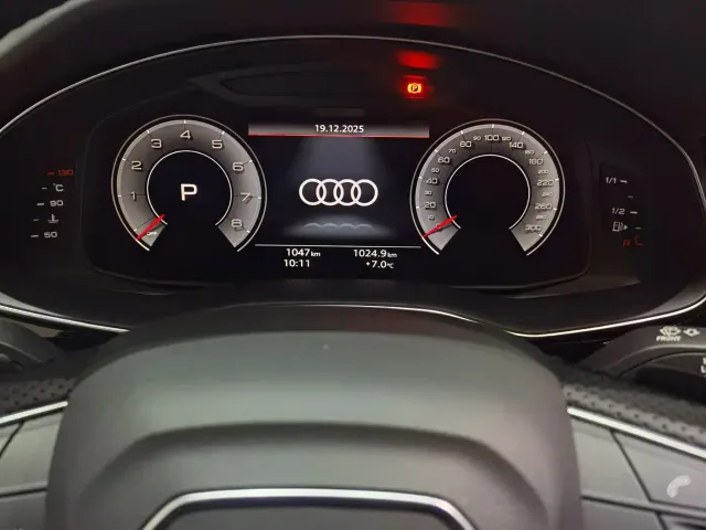 Audi Q7 — Фото автомобиля 16