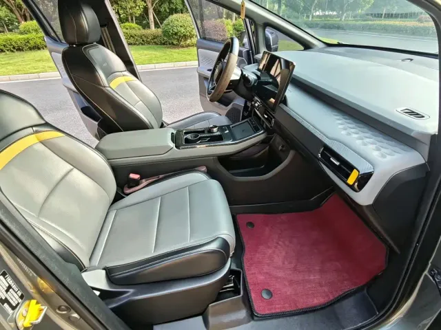 GAC Aion Y — Фото автомобиля 8