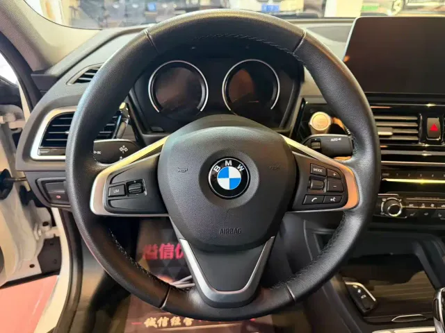 BMW 1 Series — Фото автомобиля 6