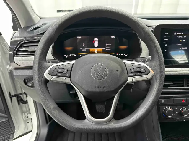 Volkswagen Tharu — Фото автомобиля 8