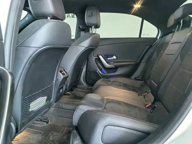 Mercedes-Benz A-Class — Фото автомобиля 15