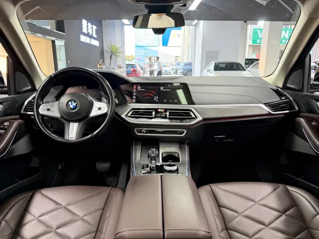 BMW X5 — Фото автомобиля 6
