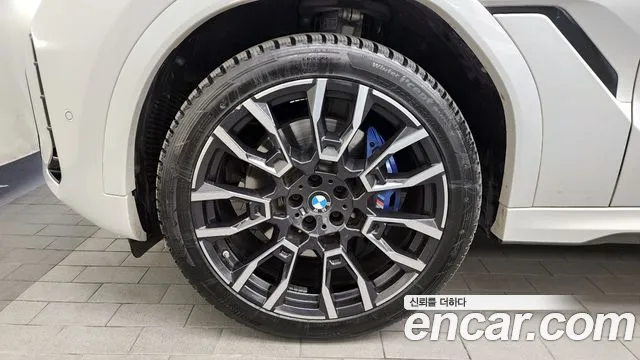 BMW X6 xDrive40i M Sport — Фото автомобиля 5