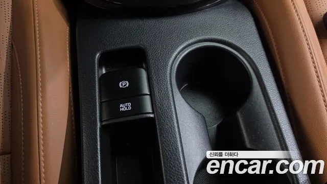 Kia Seltos — Фото автомобиля 18
