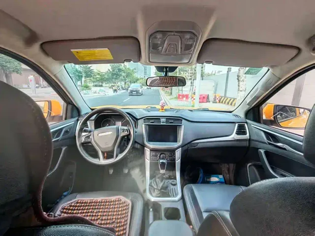 Maxus T70 — Фото автомобиля 6
