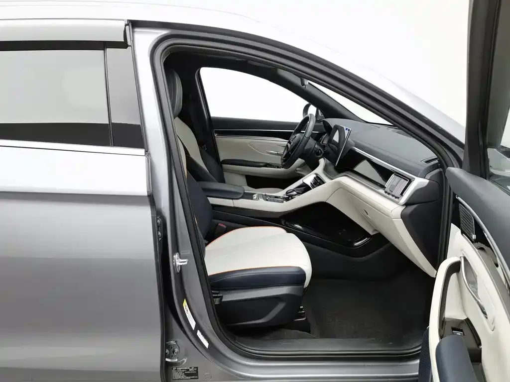 BYD Song PLUS PHEV 2021 DM-i 110KM Flagship — Фото автомобиля 23