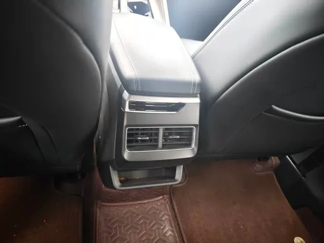 Geely Xingrui — Фото автомобиля 9