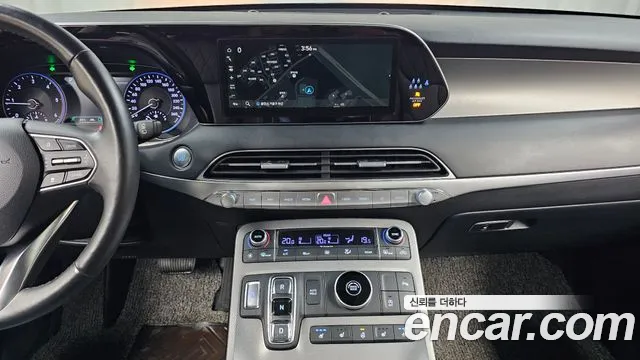 Hyundai Palisade Palisade Дизель 2.2 2WD — Фото автомобиля 10