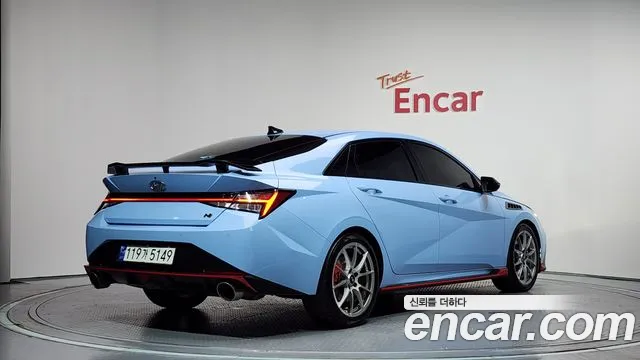 Hyundai AVANTE — Фото автомобиля 2