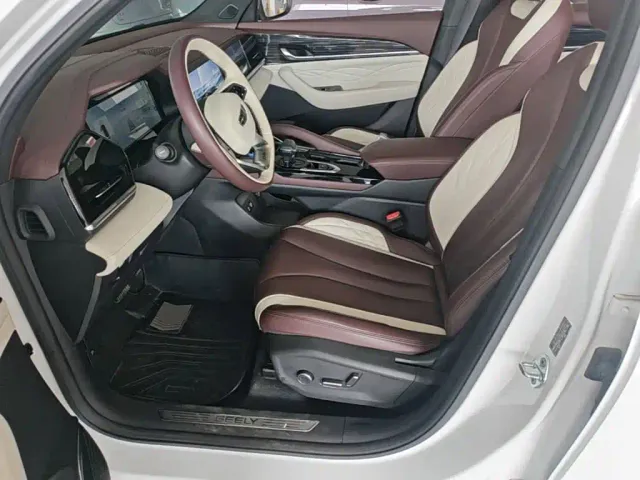 Geely Xingyue L — Фото автомобиля 14