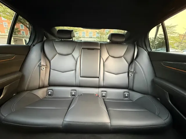 Cadillac CT5 — Фото автомобиля 11