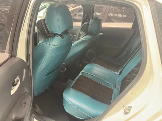 Honda Fit — Фото автомобиля 9