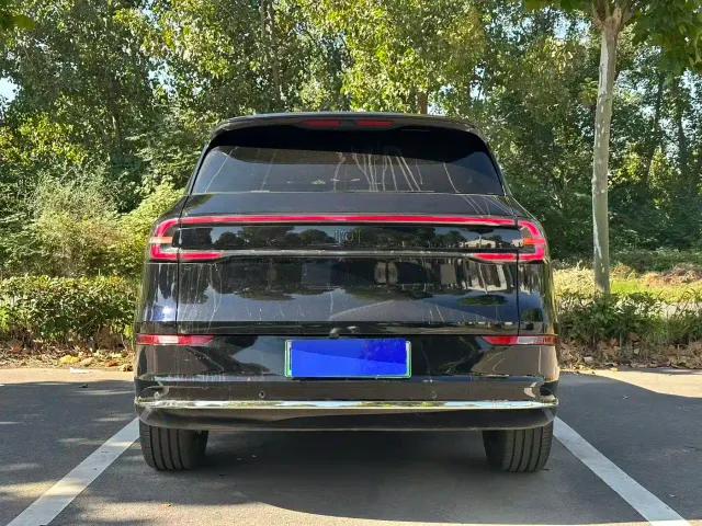Changan Qiyuan Q07 — Фото автомобиля 8