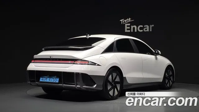 Hyundai Ioniq 6 — Фото автомобиля 2