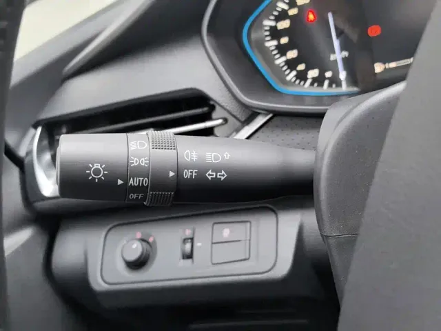 Maxus Dajia 5 — Фото автомобиля 21