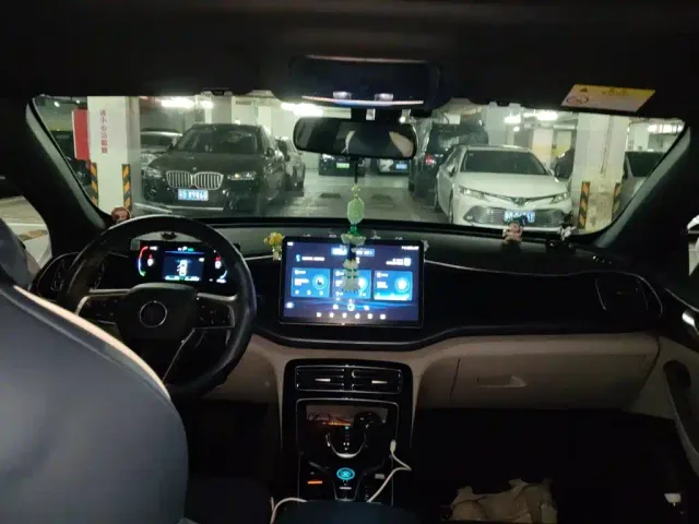 BYD Qin PLUS — Фото автомобиля 19