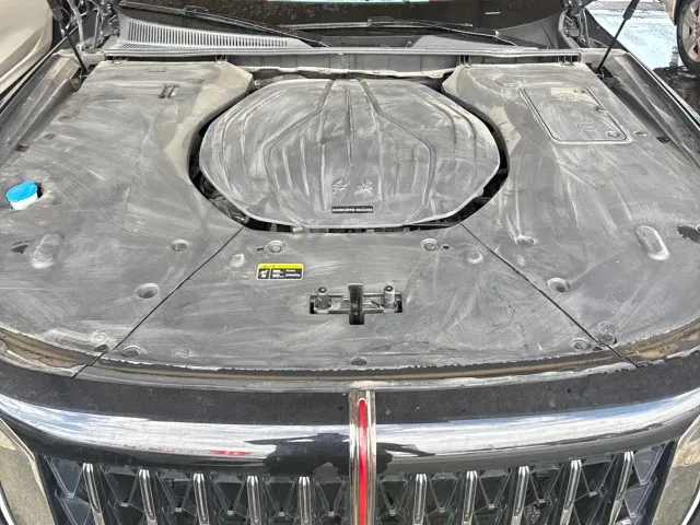 Hongqi H9 — Фото автомобиля 13