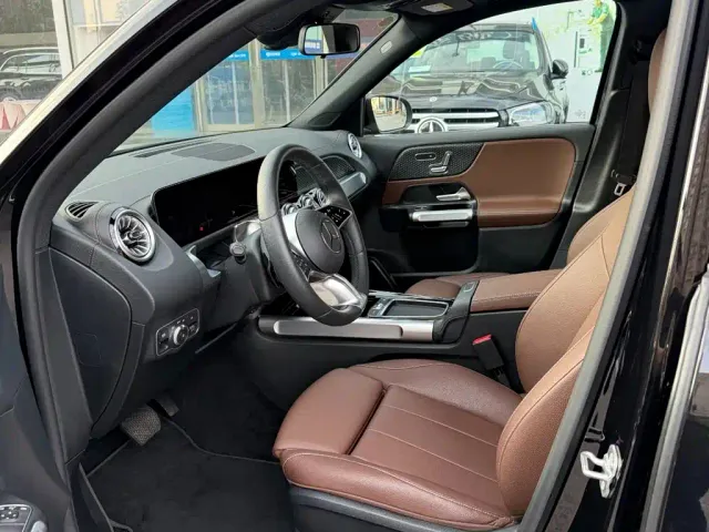 Mercedes-Benz GLB-Class — Фото автомобиля 6