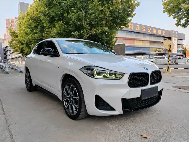 BMW X2 — Фото автомобиля 3