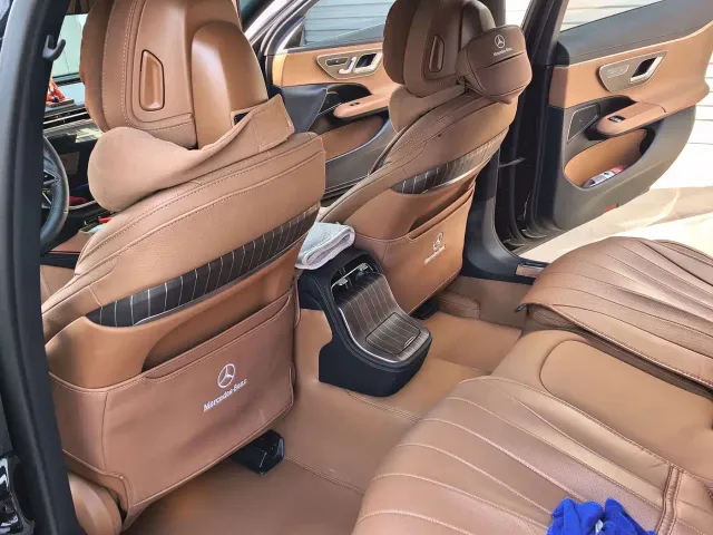 Mercedes-Benz E-Class — Фото автомобиля 6