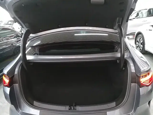 BYD Qin L — Фото автомобиля 18